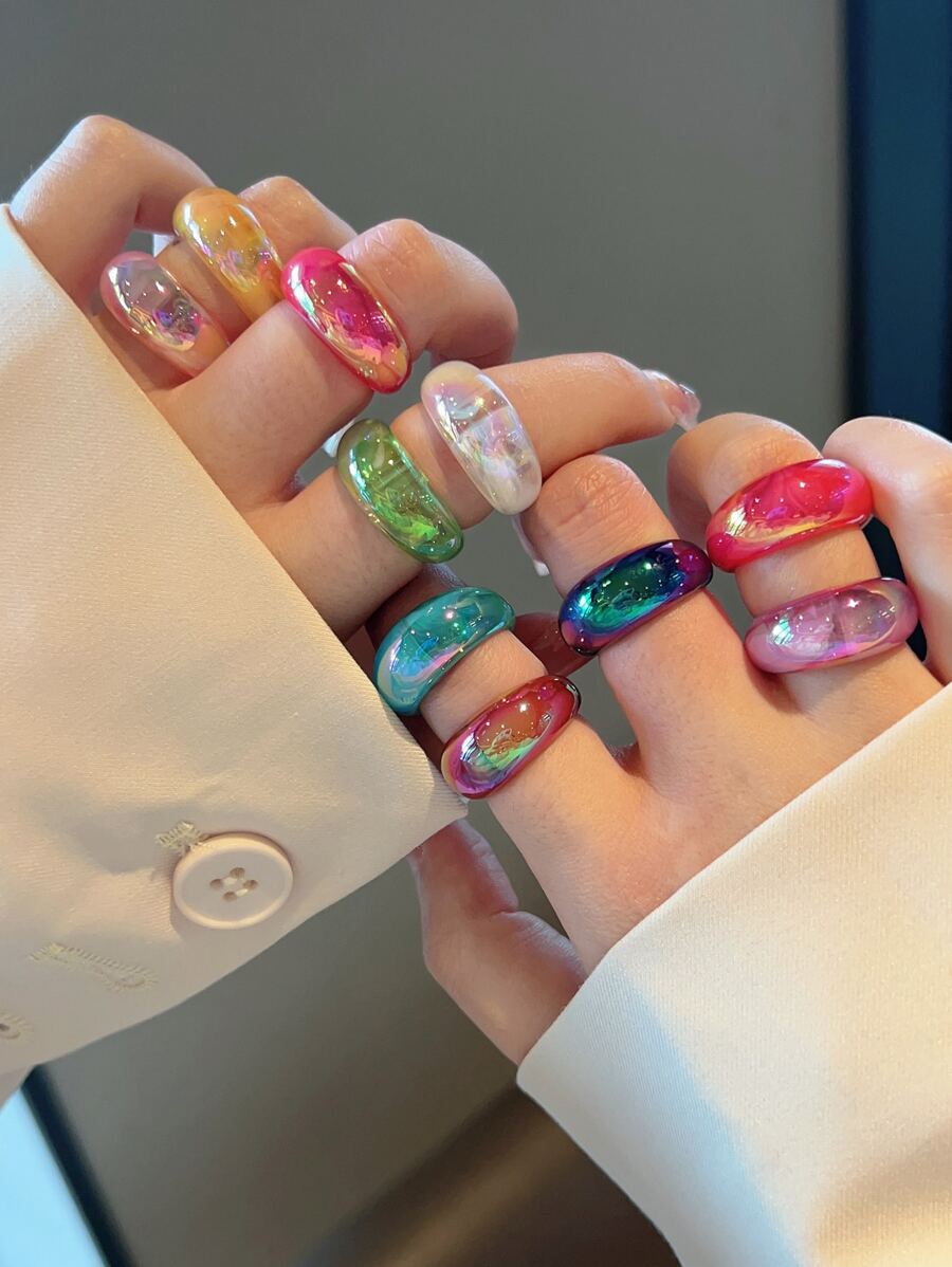 Colorful Rings